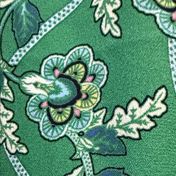 Max Studio Size 2X Green Floral Women's Top - Picture 3 of 3